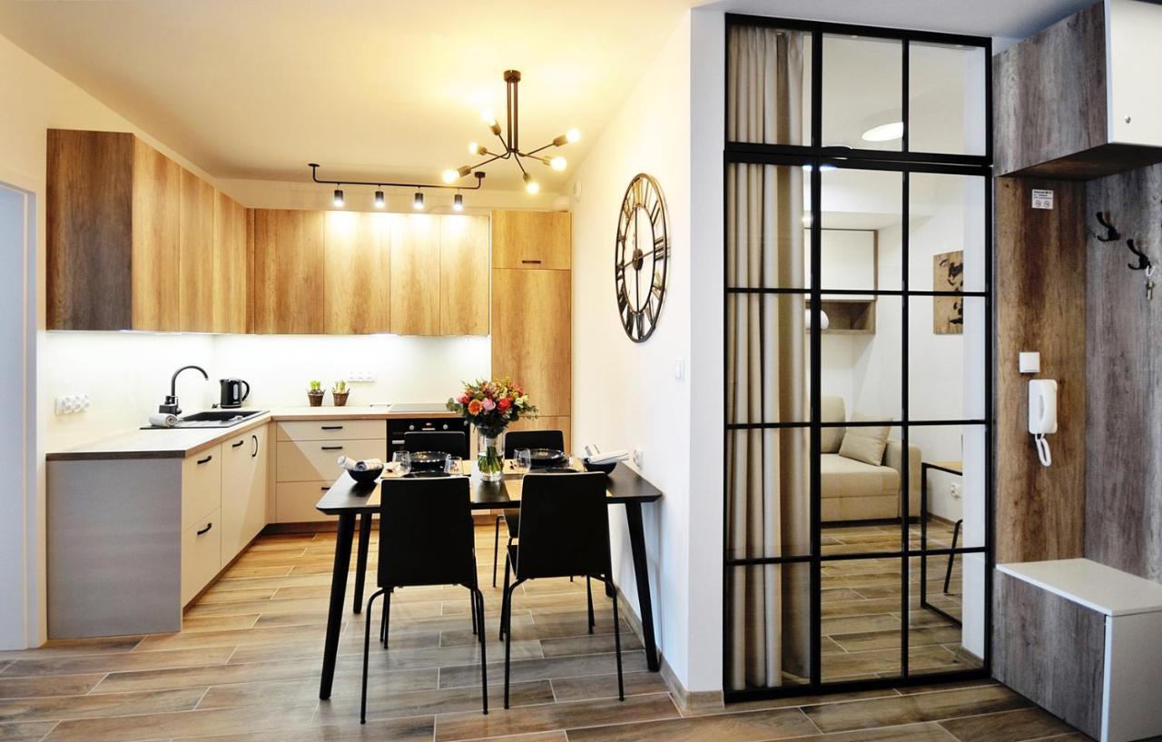 Apartament Za Swierkami 6 Osob , 3 Pokoje Kołobrzeg Εξωτερικό φωτογραφία
